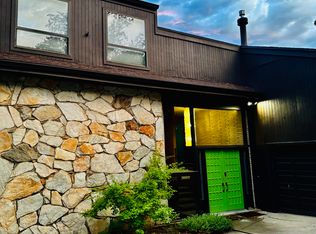 2180 S Belaire Dr, Salt Lake City, UT 84109