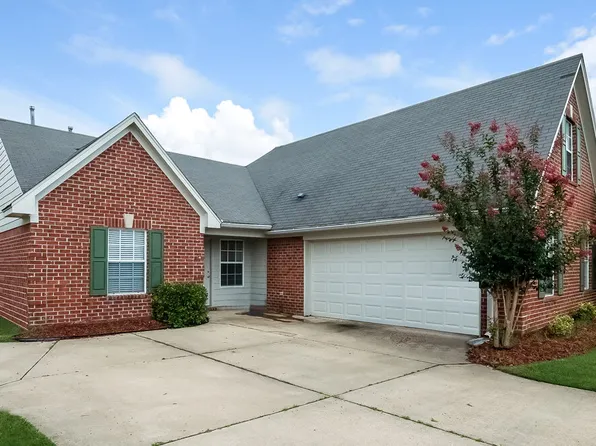 10716 Ridgefield Dr, Olive Branch, MS 38654