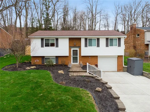 361 Holiday Park Dr, Pittsburgh, PA 15239