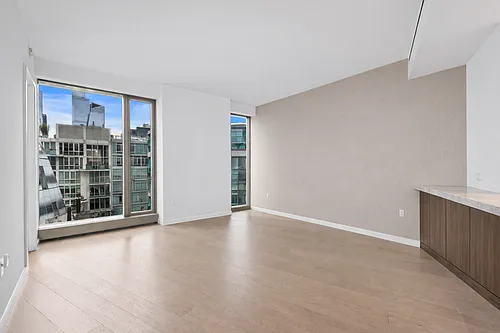 500 W 18th St #9D Photo 1