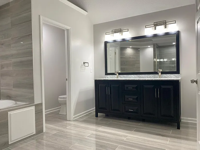 5101 NW 57th Pl — Photo 34