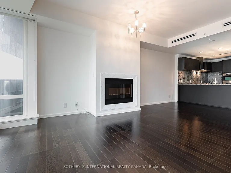 180 University Ave #3002 — Photo 25