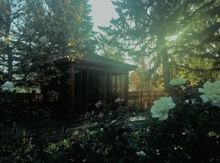 905 7th Ave NW, Jamestown, ND 58401