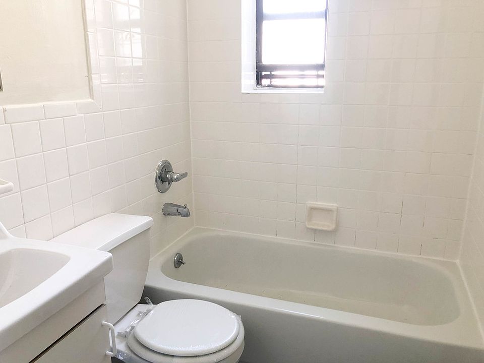 2nd image of 644 Wales Ave APT 6