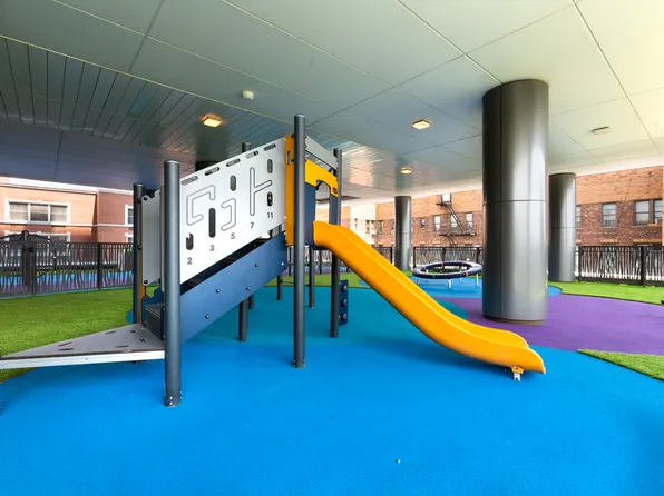 123 Linden Boulevard image 17 of 17