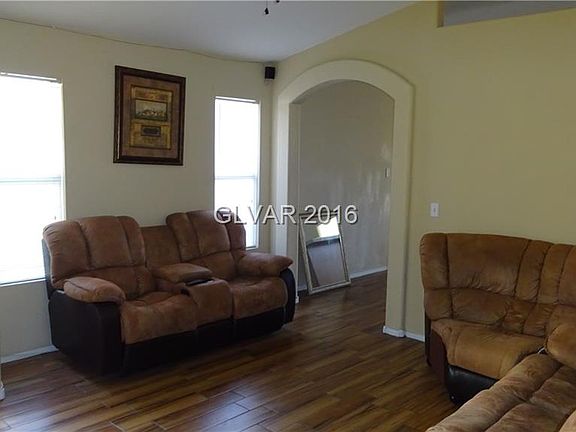 5th image of 2960 Mount Hope Dr