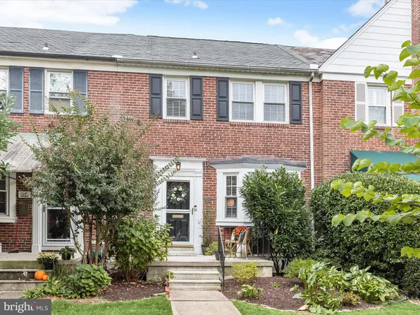 33 Dunkirk Rd, Baltimore, MD 21212