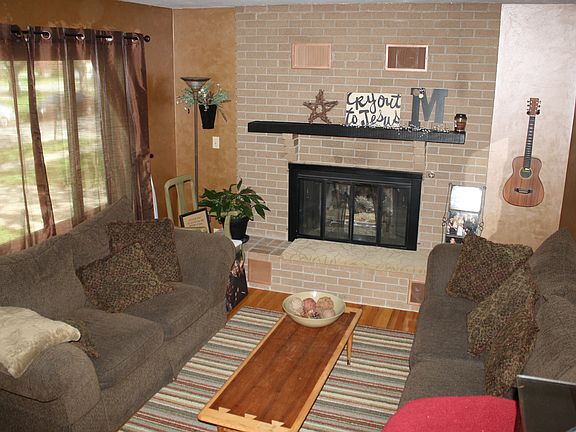 4th image of 2220 N 61st St