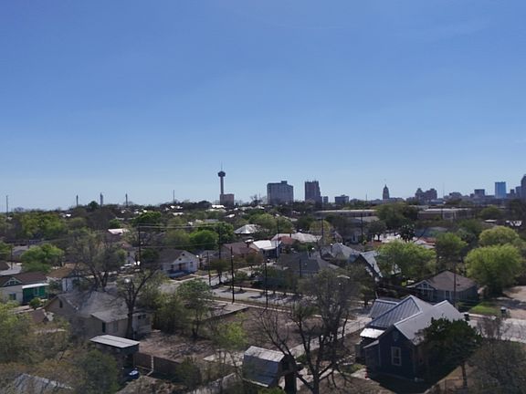 2nd image of 810 Sherman LOT 5