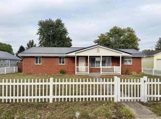 404 N Gretchen St, Walton, IN 46994