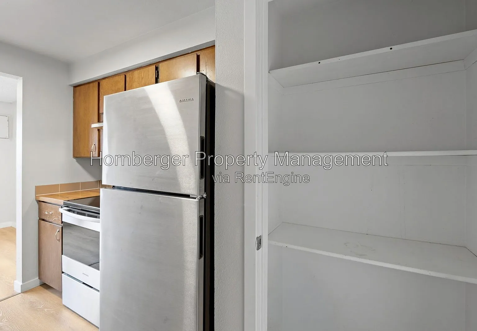 2 bed, 1.0 bath, 850 sqft, $995 — Photo 3