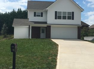 943 Elsborn Ridge Rd, Maryville, TN 37801