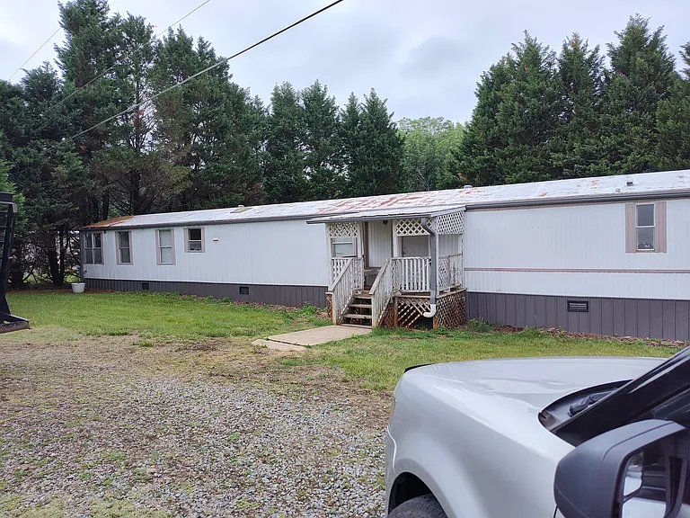 1187 Tilley Rd — Photo 1