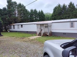 1187 Tilley Rd, Walnut Cove, NC 27052