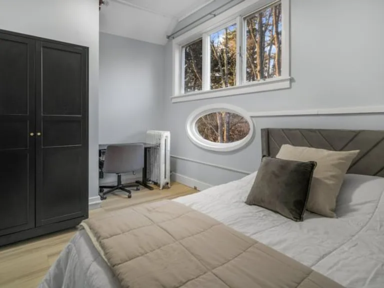 504 Stewart Ave — Photo 356