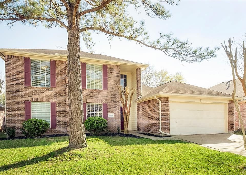 1st image of 22511 Vista Valley Dr