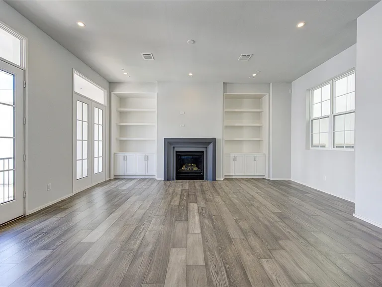 5336 Chandler St — Photo 20