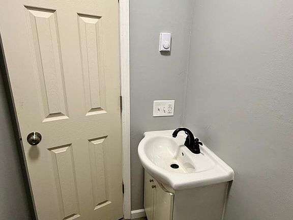 3rd image of 3456 W Alexis Rd APT 4