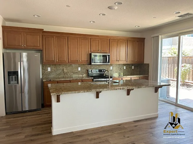 2342 Endeavor Way photo 1