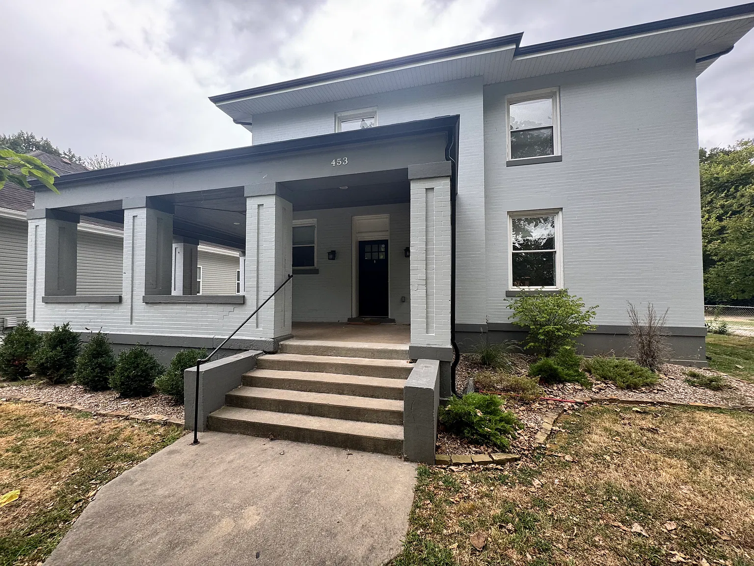 3 bed, 1500 sqft, $1,650 — Photo 2