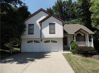 1324 NE Swann Rd, Lees Summit, MO 64086