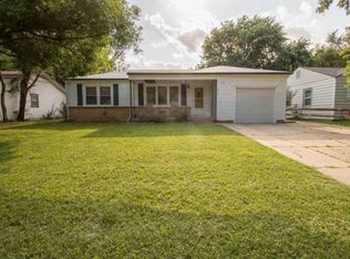 317 S Wire Ave, Haysville, KS 67060