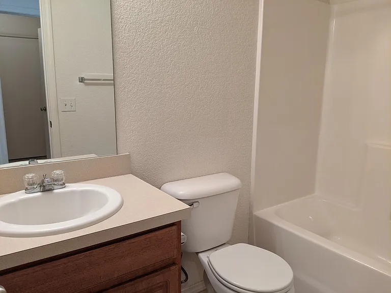 2508 Waterleaf Dr — Photo 10