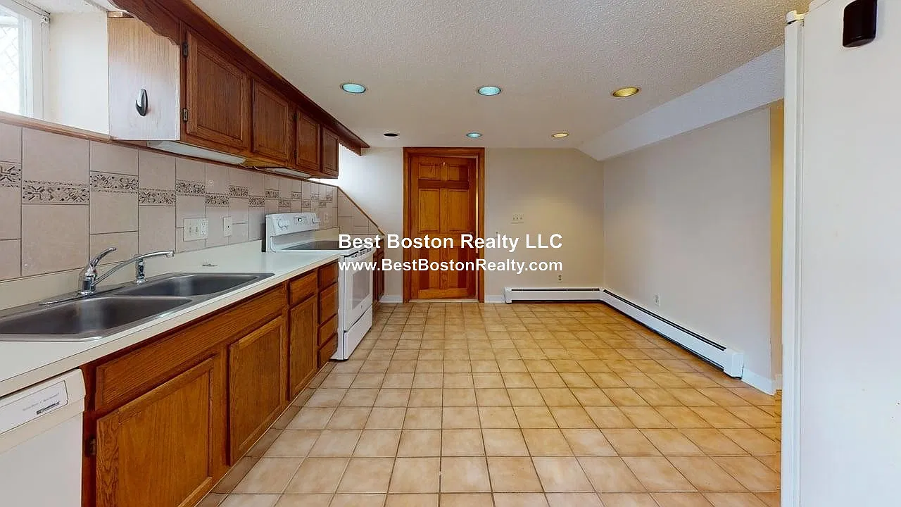 1 bed, 1.0 bath, $2,200 — Photo 4