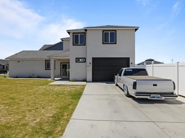 1821 E Highland St, Pasco, WA 99301
