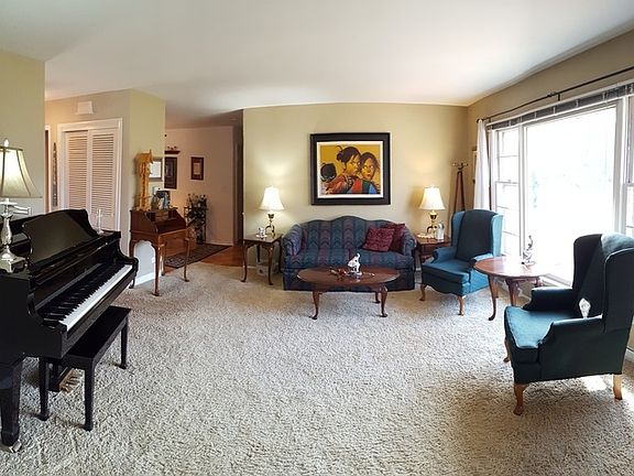 4th image of 37 N Wildwood Dr