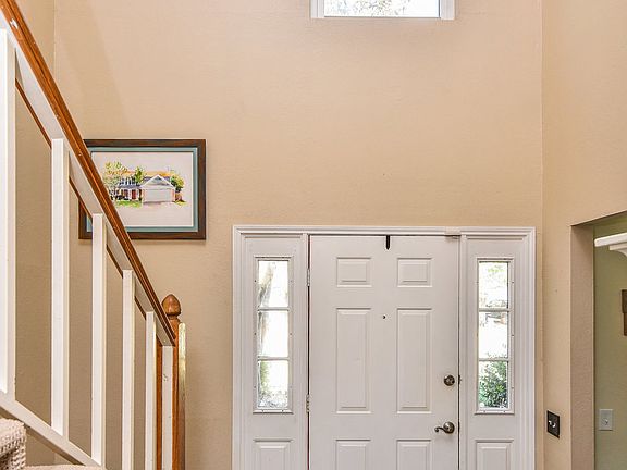 2nd image of 6848 N Park Dr
