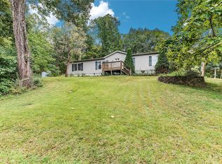 4044 Autumn Leaf Dr, Pacific, MO 63069