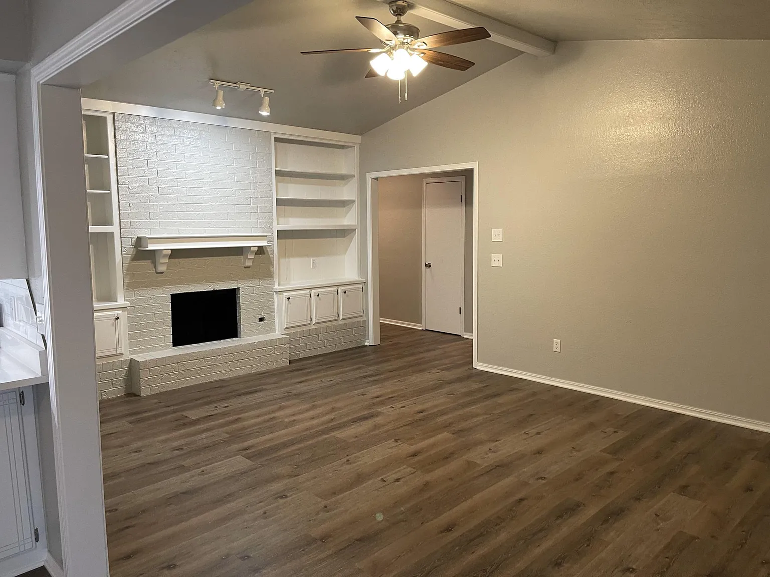 3 bed, 1788 sqft, $1,695 — Photo 3