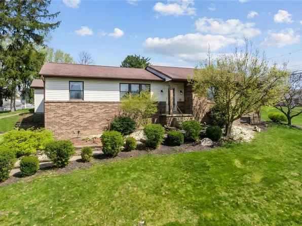 100 Palmer Rd, Pittsburgh, PA 15239