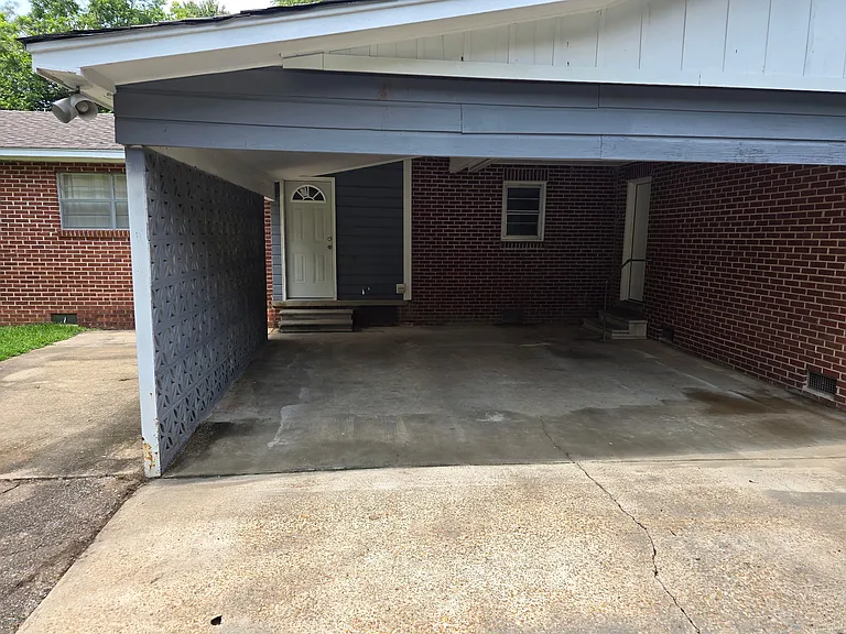 1608 S Pickensville Rd — Photo 4