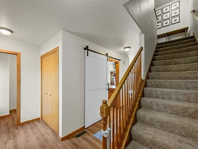 216 Camden Rd — Photo 17