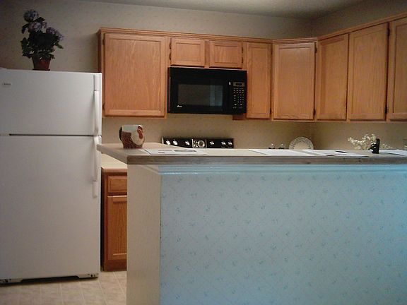 3rd image of 1813 Quail Run Dr