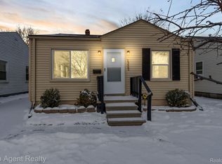 13665 Knox Ave, Warren, MI