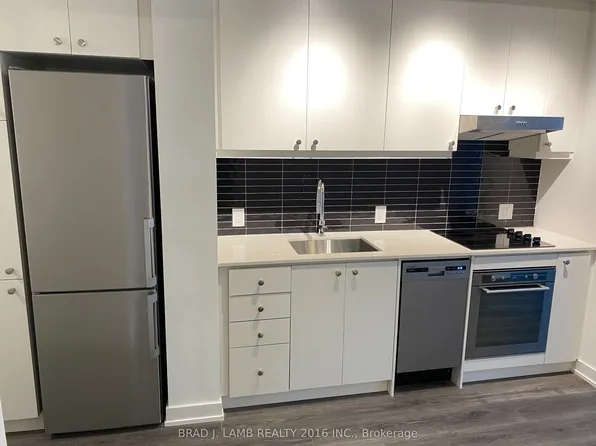 9 Tecumseth St, Toronto, ON