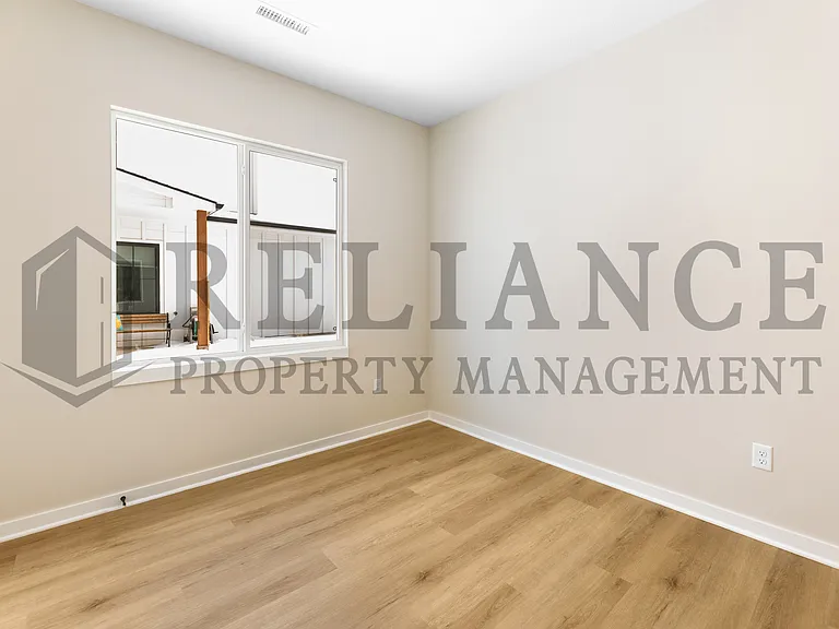 12438 Blanford St — Photo 23