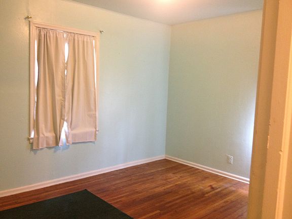5th image of 454 S 72nd East Ave