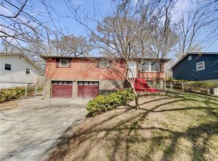 4416 NE Sunnybrook Ln, Kansas City, MO 64117