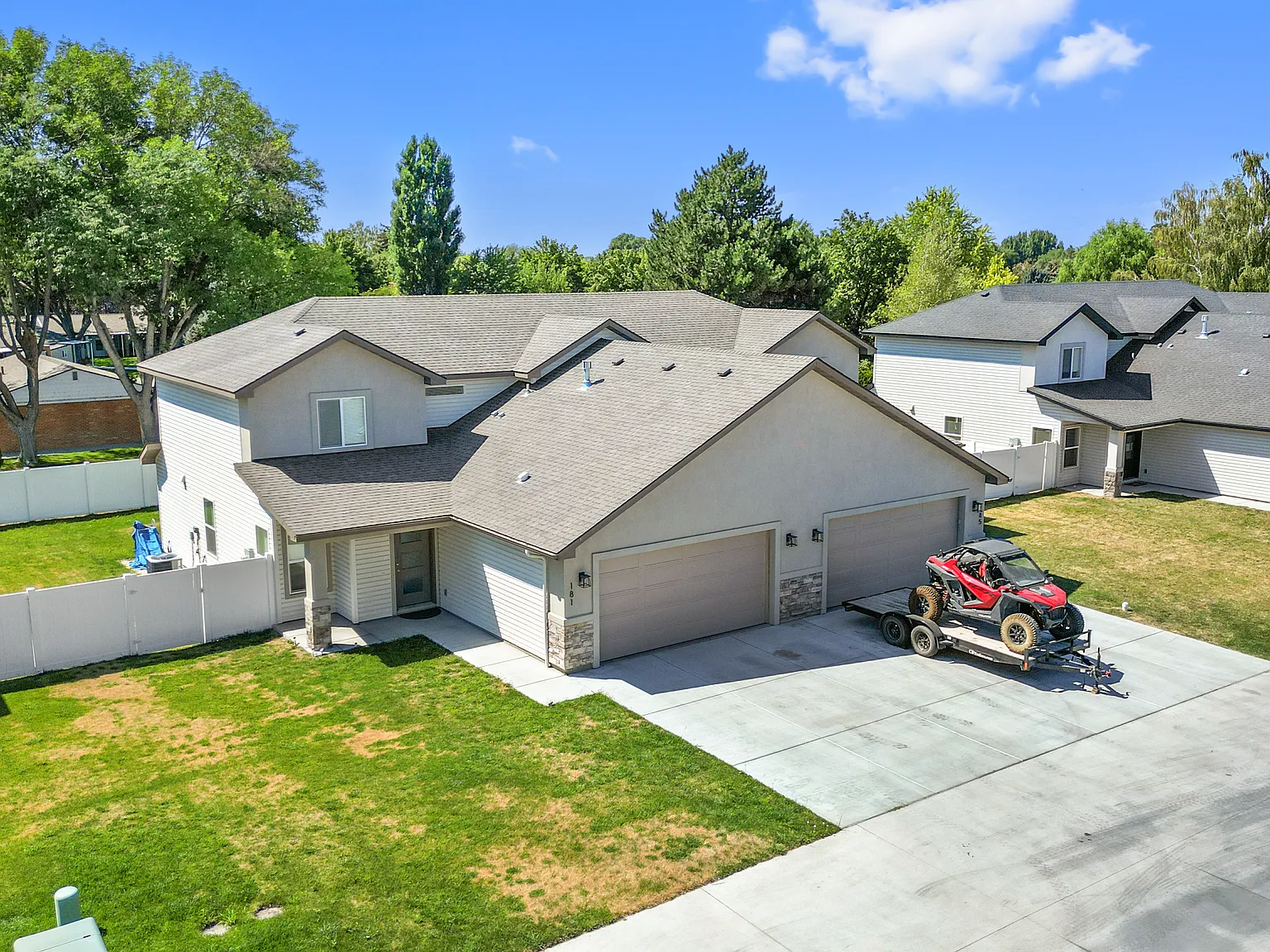 4 bed, 1700 sqft, $1,900 — Photo 3