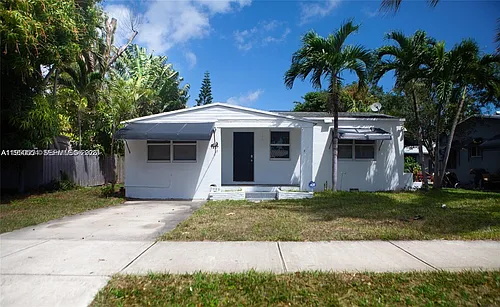 1821 Harding St Photo 1