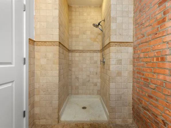 69 Franklin Street image 11 of 16