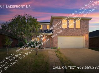 104 Lakefront Dr, Wylie, TX 75098