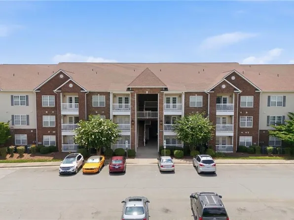1380 Heritage Pointe Dr APT 204, Winston Salem, NC 27127