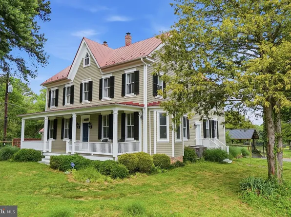 15715 Avery Rd, Rockville, MD 20855