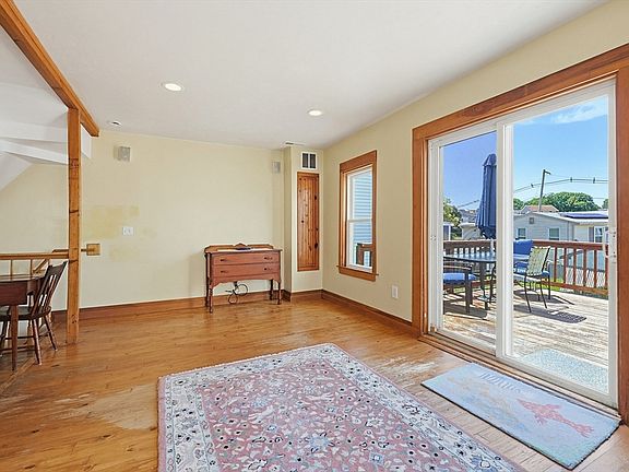 4th image of 36 Warner St