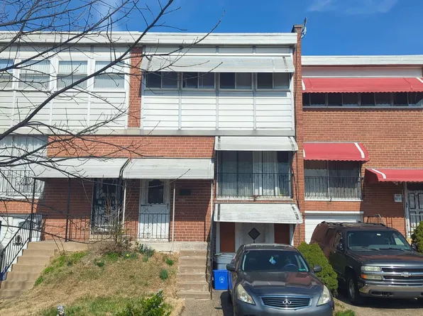 6713 Lindbergh Blvd, Philadelphia, PA 19142